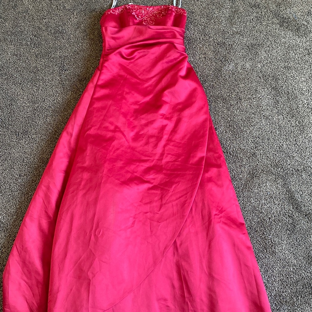 Red prom dress